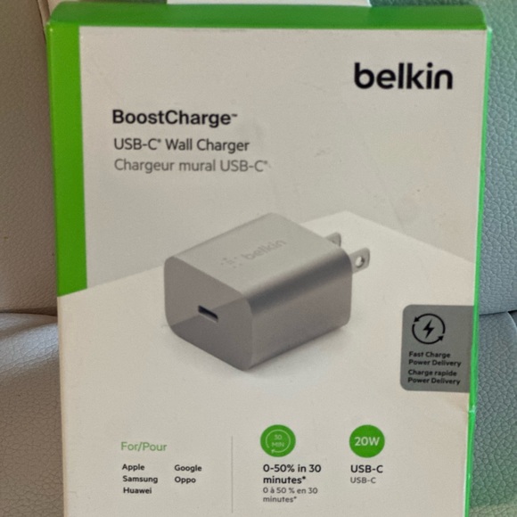 Belkin Silver USB-C Power Adapter - Picture 1 of 2